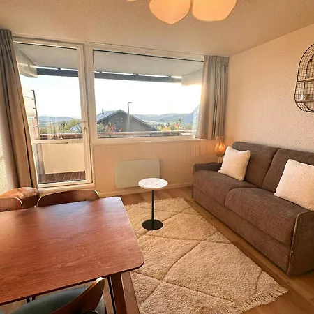 Apartment Bright Near The Super-besse Domain Super Besse